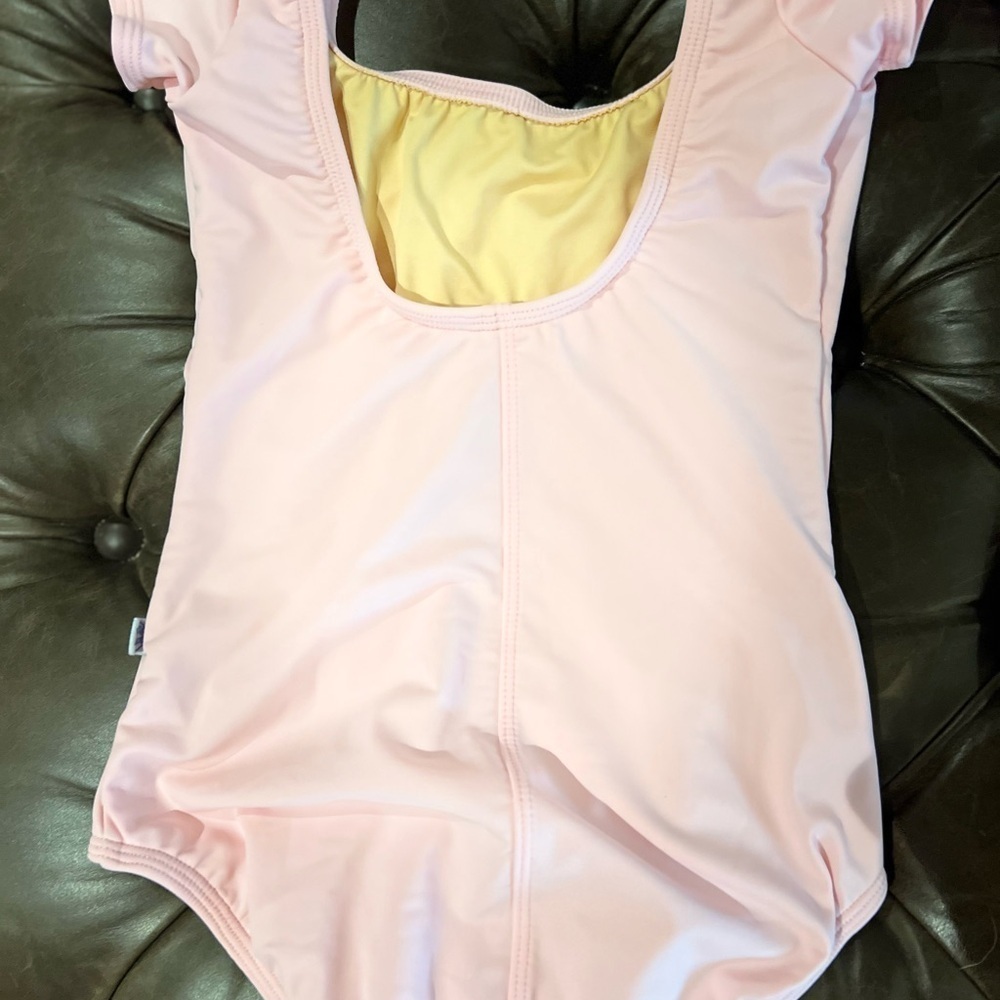 2 Corps Dancewear leotards girls size F ballet/dance/ballerina pink and purple - Picture 4 of 6
